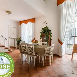 residenza-reale.hotels-amalfi.com/
